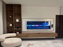 Elegant and Unique Studio in Almedinah