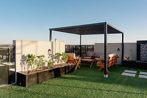 Cozy One BR in Almadinah With Upscale Luxury