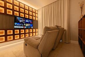 Exclusive Stay With Cinema, Wifi, Workspace