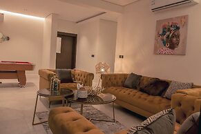 Trendy and Cozy Apartment in Hittin Compound