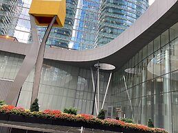 12 York by CN tower