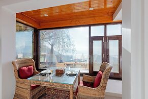 Lafu House Hearth Cabana  Hill views