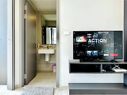 Central Pattaya Fully Equipped Condo Next to Beach