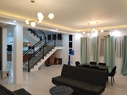 Oia Suites