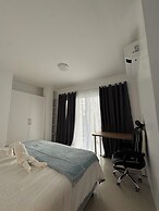 Oia Suites