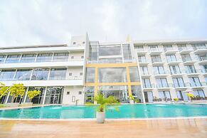 Oasis Riverside Hotel