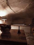 Deep Cave House