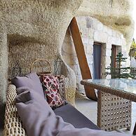 Deep Cave House