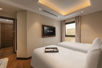 Heritage Ham Long Hotel & Spa