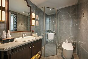 Heritage Ham Long Hotel & Spa