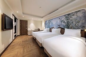Heritage Ham Long Hotel & Spa