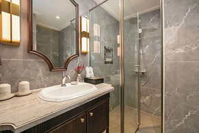 Heritage Ham Long Hotel & Spa