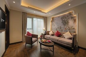 Heritage Ham Long Hotel & Spa