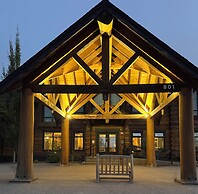 Lodge and Lantern