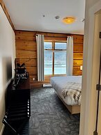 Lodge and Lantern
