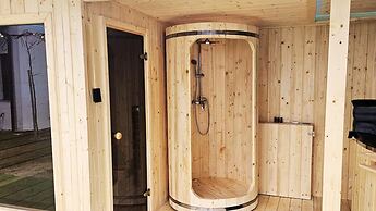 Holiday Homes, Summer Pool, Sauna, Whirlpool