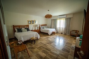 5BR 16 Guests Private Pool Garden View