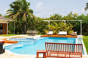 5BR 16 Guests Private Pool Garden View