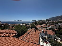 THE PENTHOUSE WİTH TERRACE