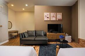 Ali Grand Hotel