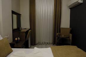 GRAND DIAMOND HOTEL