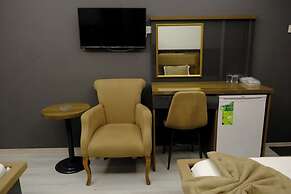 GRAND DIAMOND HOTEL