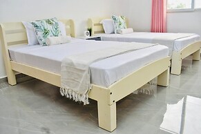 Nyali Beachfront Apartments Baobab waves