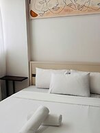 Minimalist Comfort Modern Stay & Cozy Vibes