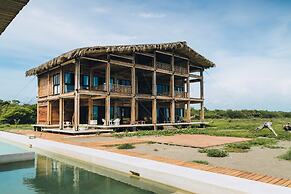 ITACA Ecolodge Home