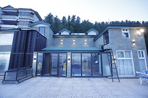 ZAR Luxury Suites Murree
