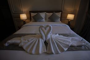 ZAR Luxury Suites Murree