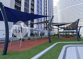 Bloomfields Stylish 1BR The Bridges