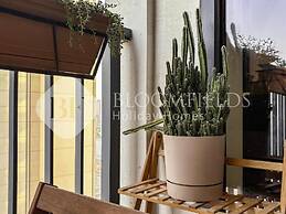 Bloomfields Stylish 1BR The Bridges