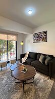 w Trendy 2BR Duplex Retreat in Cusco