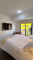 w Trendy 2BR Duplex Retreat in Cusco