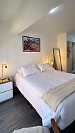 w Trendy 2BR Duplex Retreat in Cusco