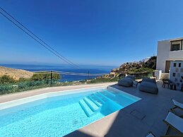 ANDELIAS SIGNATURE SUITES