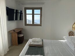 ANDELIAS SIGNATURE SUITES