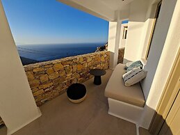 ANDELIAS SIGNATURE SUITES