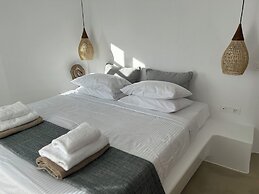ANDELIAS SIGNATURE SUITES