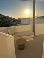 ANDELIAS SIGNATURE SUITES