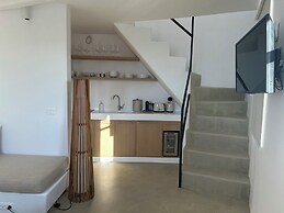 ANDELIAS SIGNATURE SUITES