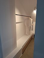 ANDELIAS SIGNATURE SUITES