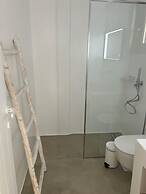 ANDELIAS SIGNATURE SUITES