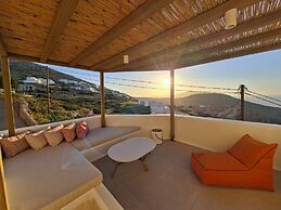 ANDELIAS SIGNATURE SUITES