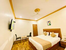 Hotel ABC - Satellite Prahladnagar