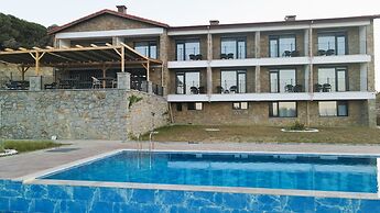 Rigani Gökçeada (+14)