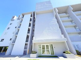 Top Location Waterfront Balcony Dream