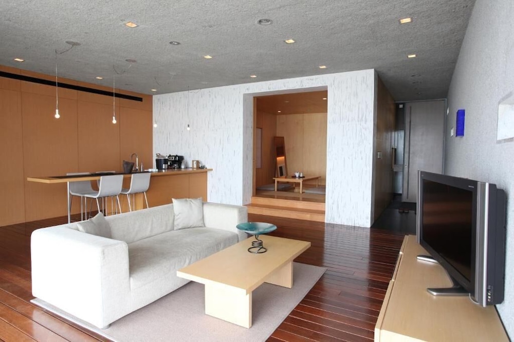 HOTEL SETRE KOBE MAIKO