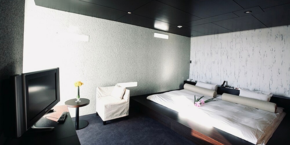 HOTEL SETRE KOBE MAIKO